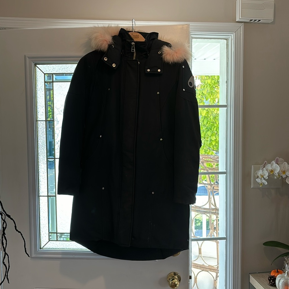 Moose knuckles navy blue with pink fur